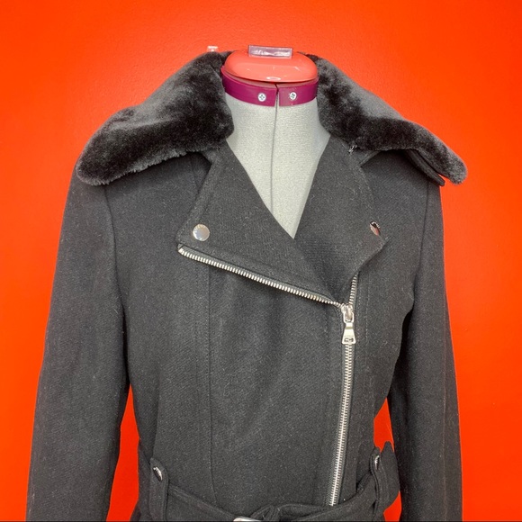NWT Short Faux Fur Collar Belted Wool-Blend Coat - Picture 7 of 8